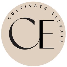 picture of dragon's blood powder and 6 mix mushroom blend powder and pearl powder all in separate bags